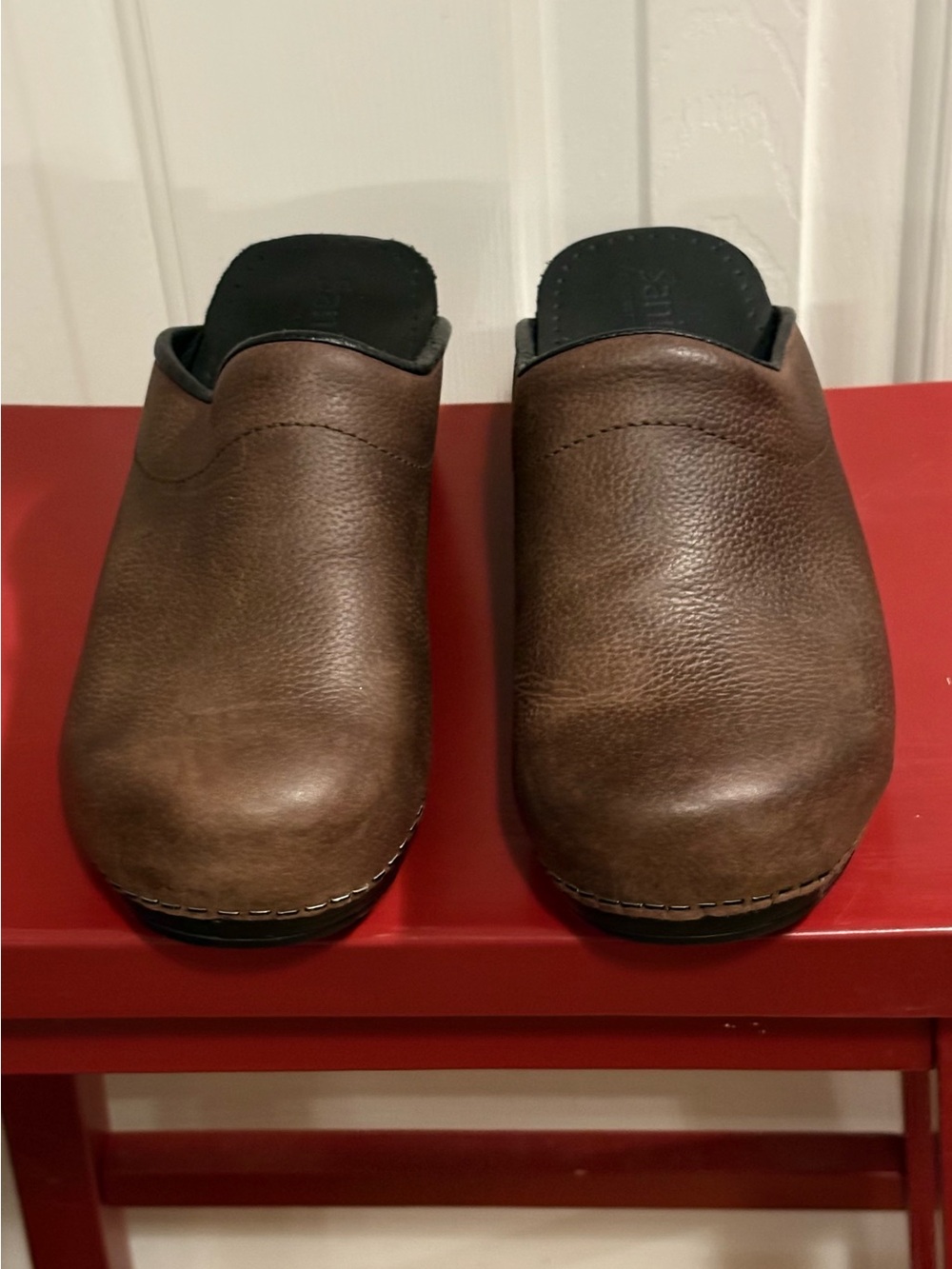 Sanita The Original Danish Clogs Brown Leather pebbled Size EU40 women's size 9
